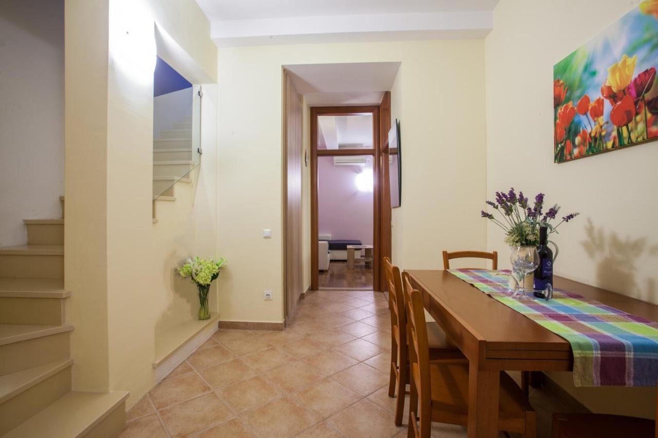 Apartments Lovic Локва Рогозница Екстериор снимка